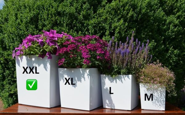 Blumentopf mit Bewässerungssystem Hochglanz Weiß XXL