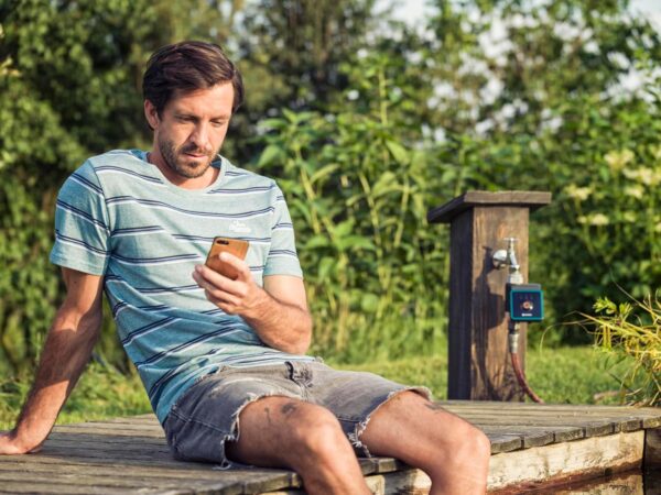 Gardena Bluetooth App Bewässerungssteuerung: Automatisch per App, 3 Programme, 10m Reichweite