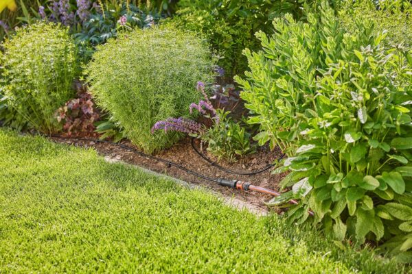 Gardena Micro-Drip-System Start-Set für Reihenbewässerung mit Tropfern
